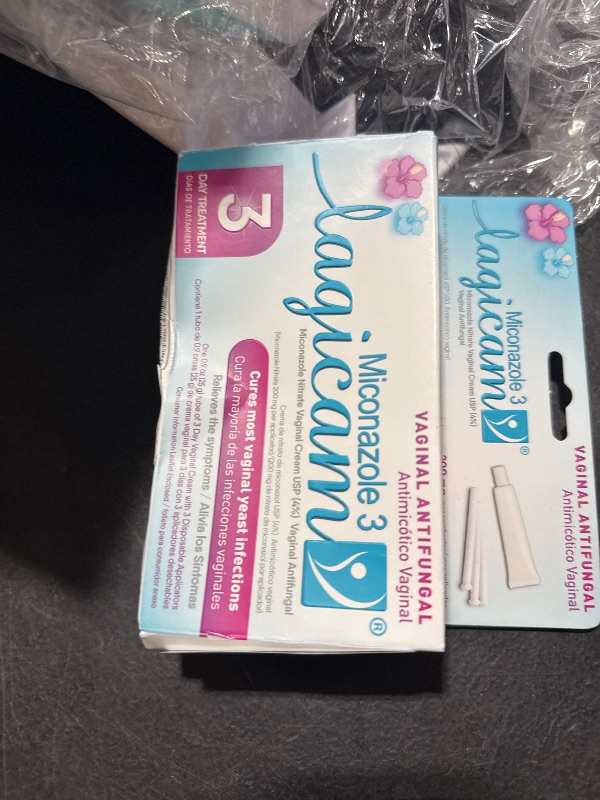 Photo 1 of Lagicam 3 Day Vaginal Yeast Infection Treatment for Women, Start working on the 1st Day, Miconazole Nitrate, Antifungal Cream relieves Itching and Irritation, 3 Disposable Applicators & Cream (1 Pack)