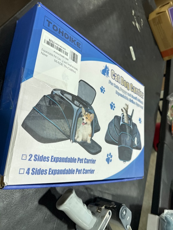 Photo 1 of Cat Dog Carrier - Airline Approved Expandable Soft-Sided Pet Carrier with Removable Fleece Pad and Pockets, for Cats/Puppy and Small Animals Large(2 side expandable)