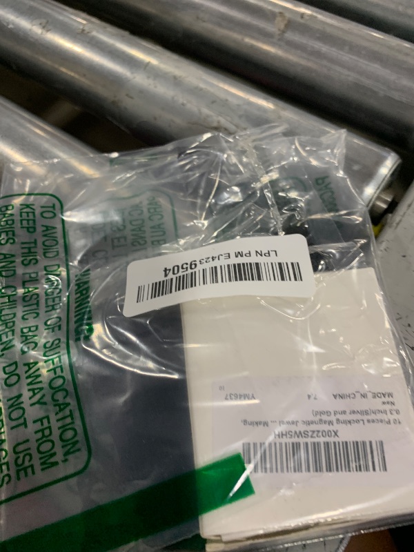 Photo 1 of 10 Pieces Locking Magnetic Jewelry Clasps Round Magnetic Lobster Clasps Locking Closures Bracelet Necklace Extender for Jewelry Bracelet Necklace Making, 0.3 Inch(Sliver and Gold)