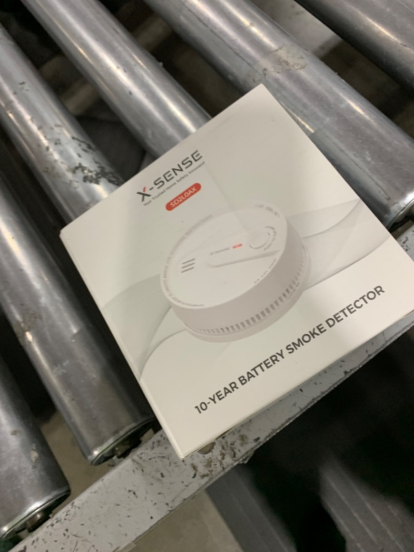 Photo 1 of X-Sense  Detector, 10-Year Battery Smoke Fire Alarm with Photoelectric Sensor, LED Indicator & Silence Button, 1-Pack