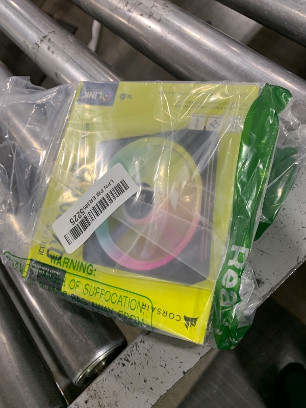 Photo 1 of Corsair iCUE LINK QX120 RGB 120mm Magnetic Dome RGB Single Fan - Black