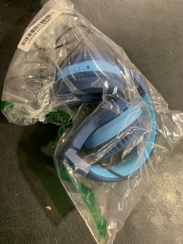 Photo 1 of iClever BTH12 Kids Bluetooth Headphones,Colorful LED Lights Kids Headphones Wireless,74/85dBA Safe Volume,85H Playtime,Fast Charging,Bluetooth 5.2,Over Ear,Built-in Mic for iPad/Tablet/Airplane,Blue
