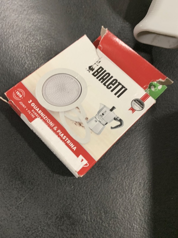 Photo 1 of Bialetti Spare Parts Includes 3 Gaskets and 1 Plate Compatible with Moka Express, Fiammetta, Break, Happy, Dama, Mini Express and Rainbow, 1 Cup