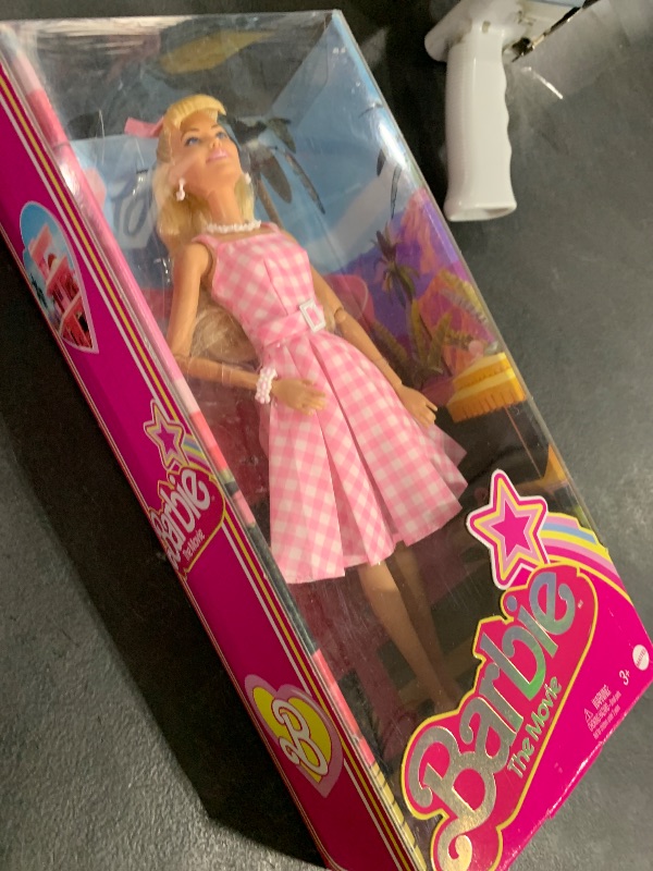 Photo 1 of Barbie The Movie Margot Robbie - Skating Doll with Neon Outfit, Retro Gymnastics Suit, Pink Biker Shorts, Sun Shield, Neon Green Hoop Earrings, Skating Equipment, Impala Inline Skates, HRB04