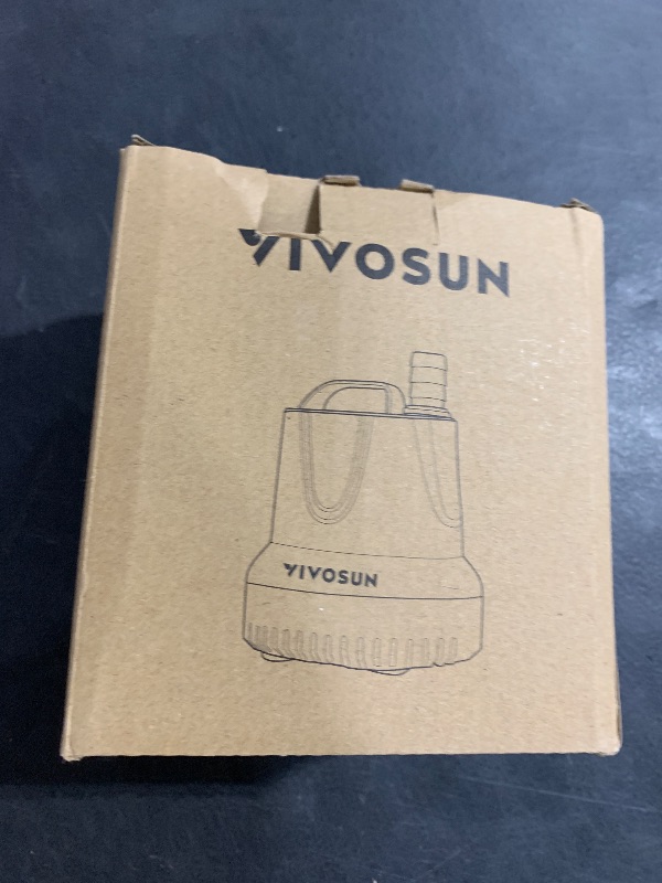 Photo 1 of VIVOSUN 660GPH 40W Submersible Pump for Fish Tank, Pond, Aquarium, Hydroponic Systems with 5ft Power Cord and 4 Nozzles Blue