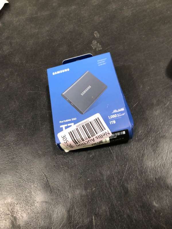 Photo 1 of Samsung T7 Portable SSD - 1 TB - USB 3.2 Gen.2 External SSD Titanium Grey (MU-PC1T0T/WW)