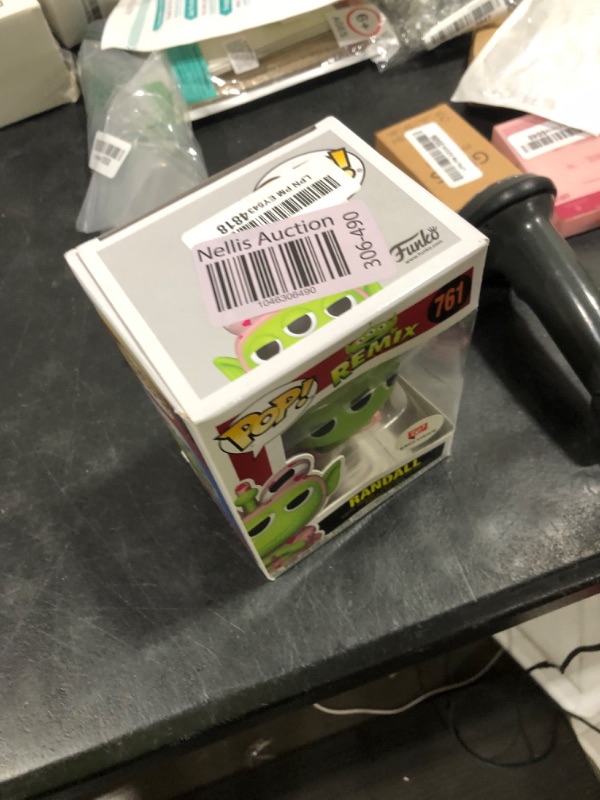 Photo 1 of POP! Pixar 761 Randall Alien Remix Pink Exclusive