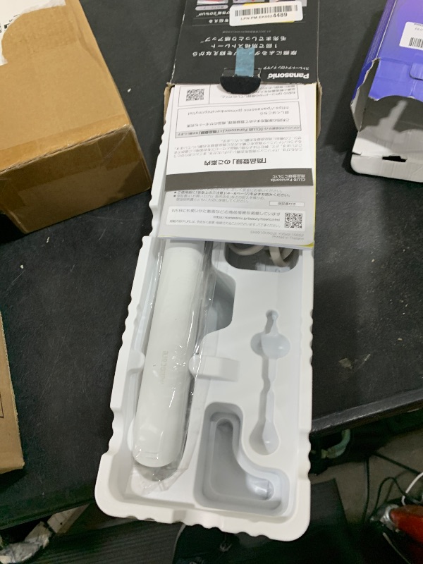 Photo 1 of Panasonic EH-HS0J Straight Iron Nanocare AC100-240V Shipped from Japan Released in May 2022 (White)