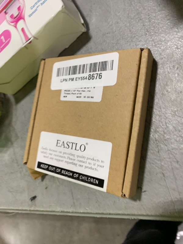 Photo 1 of #10-32 x 1/2" Pan Head Machine Screw, Phillips Drive, 304 Stainless Steel 18-8, Bright Finish, Fully Machine Thread, 50 Pcs