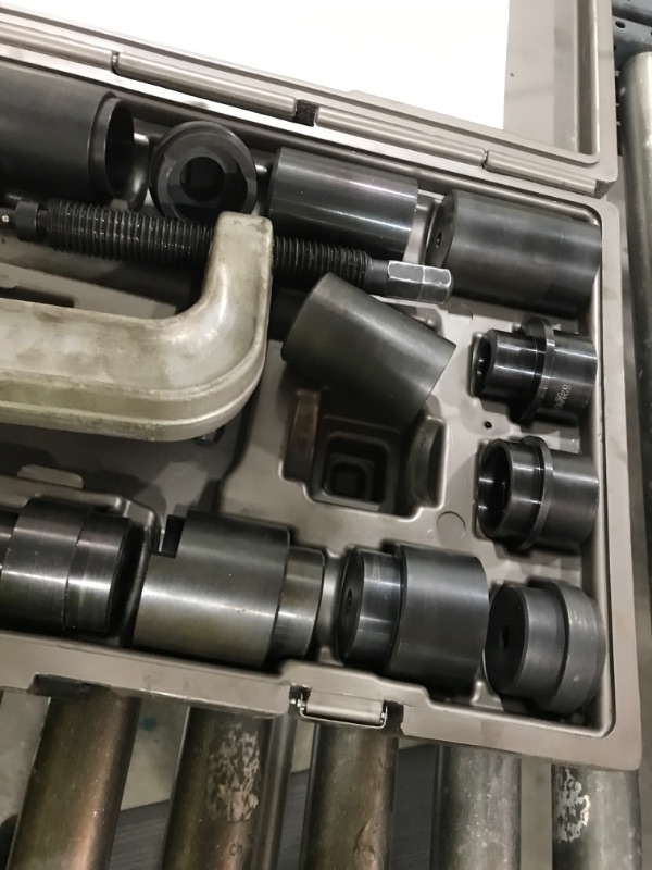 Photo 1 of CHRYSLER / JEEP TRUCK AND SUV BALL JOINT SET 