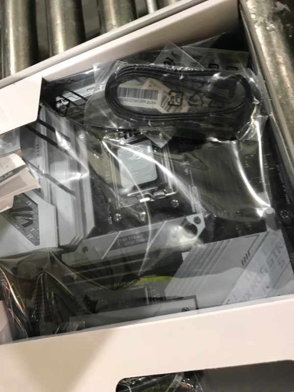 Photo 1 of ASUS ROG Strix B650-A Gaming WiFi 6E AM5 (LGA1718) Ryzen 7000 Motherboard(12+2 Power Stages,DDR5,3xM.2 Slots,PCIe® 4.0, 2.5G LAN,WiFi 6E,USB 3.2 Gen 2x2 Type-C® Port)