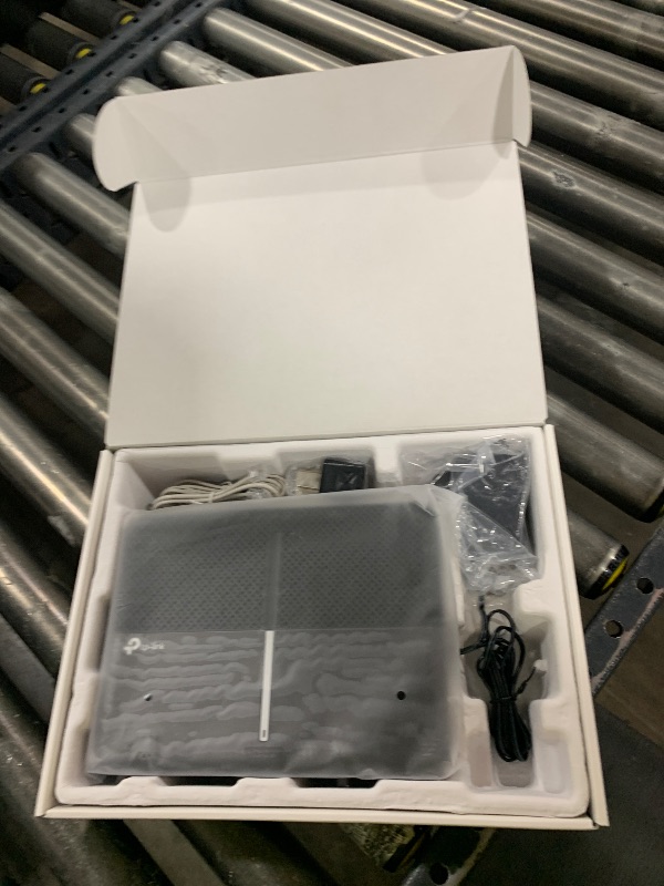 Photo 1 of TP-Link Archer VR2100 AC2100 Mbps, 4 Gigabit LAN Ports + 1 USB 3.0 Port, MU-MIMO, Super VDSL, Easy Installation with Tether App, Dual Band Fibre Supported Wi-Fi 5 VDSL/ADSL Modem Router