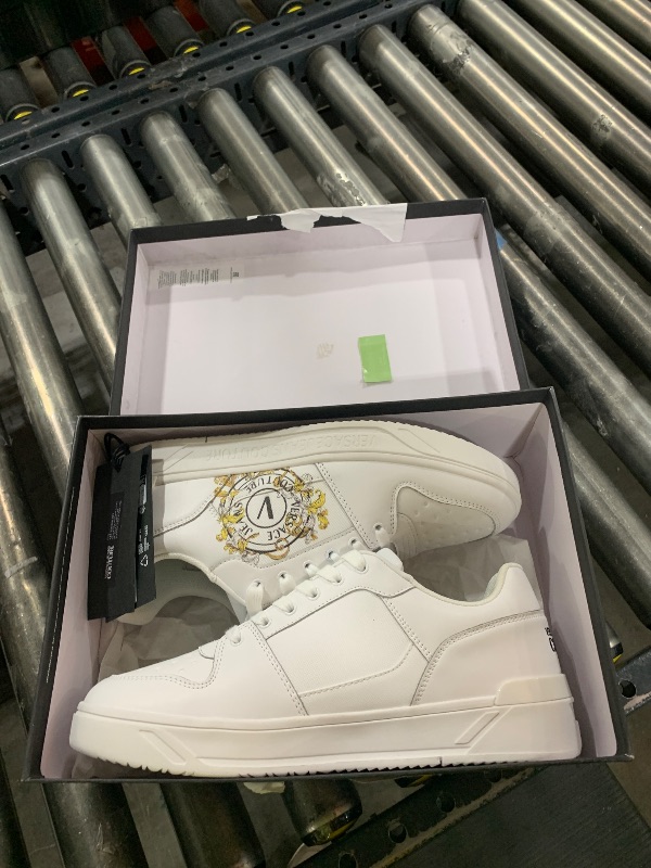 Photo 1 of VERSACE JEANS COUTURE Sneaker 78YA3SJ1 ZPB15 (White 003, US Footwear Size System, Adult, Men, Numeric, Medium, 9.5)