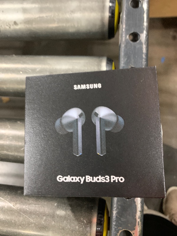Photo 1 of Samsung Galaxy Buds 3 Pro AI True Wireless Bluetooth Earbuds, Noise Cancelling, Sound Optimization, Redesigned Comfort Fit, Silver [US Version, Amazon Exclusive, 2Yr Warranty]