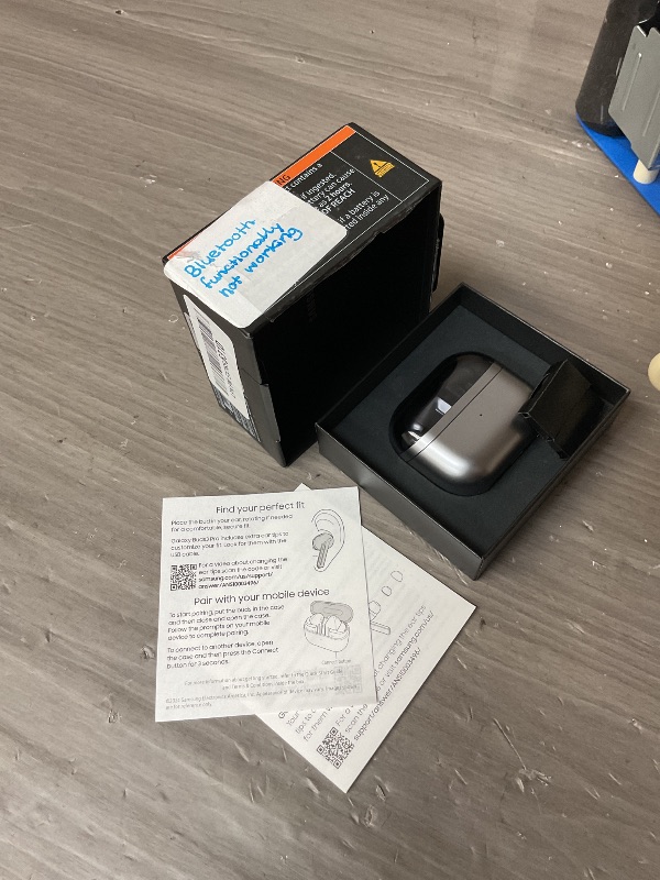 Photo 1 of SEE NOTES PICTURES…..Samsung Galaxy Buds 3 Pro AI True Wireless Bluetooth Earbuds, Noise Cancelling, Sound Optimization, Redesigned Comfort Fit, Silver [US Version, Amazon Exclusive, 2Yr Warranty]