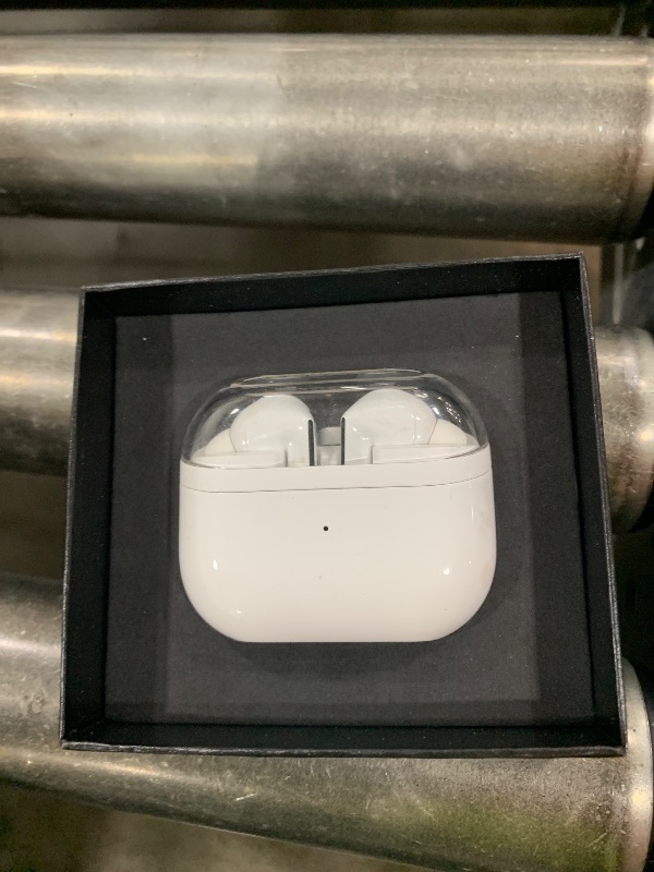 Photo 1 of Samsung Galaxy Buds 3 Pro AI True Wireless Bluetooth Earbuds, Noise Cancelling, Sound Optimization, Redesigned Comfort Fit, White [US Version, Amazon Exclusive, 2Yr Warranty] *LABELED AS UNSELLABLE PARTS ONLY*