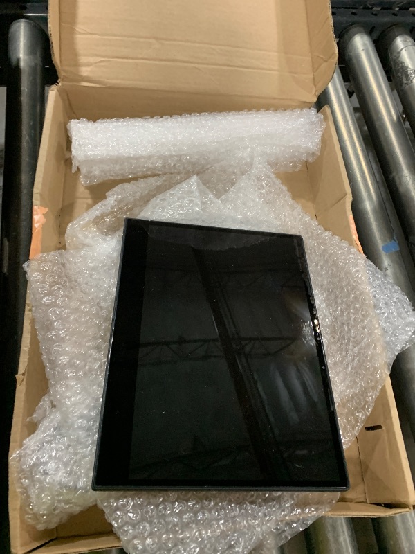 Photo 1 of Dell Latitude 7285 2-in-1 12.3in 3:2 (2880 x 1920) TOUCH, Intel Dual Core i5-7Y57, 16GB Ram, 256GB PCIe M.2 Solid State Drive, Wireless Charging Capability, Windows 10 Pro (Renewed)