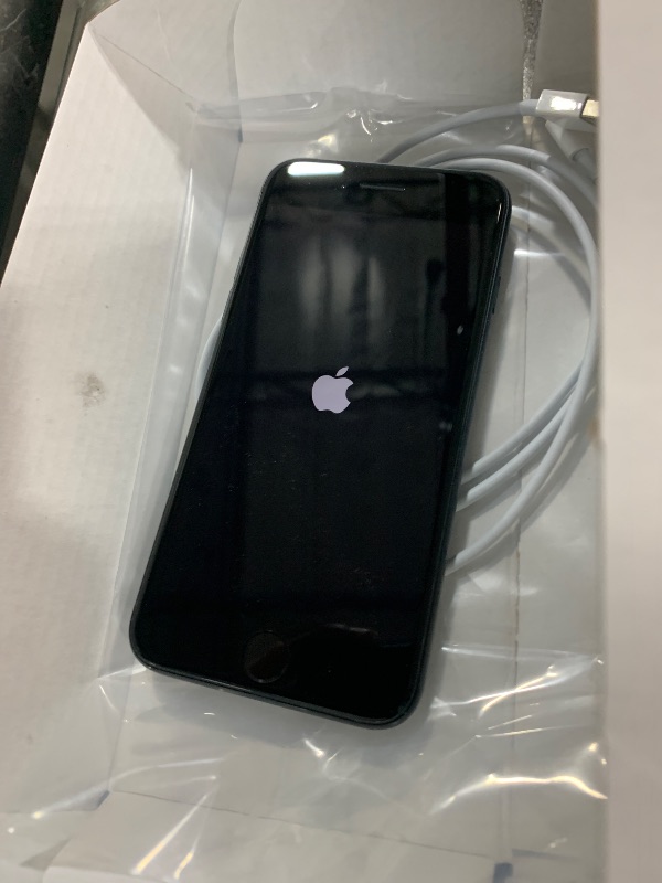 Photo 1 of Apple iPhone SE 3rd Gen, 64GB, Midnight - Unlocked (Renewed)