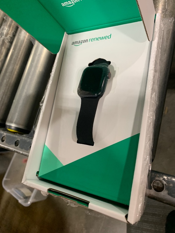Photo 1 of Apple Watch Series 8 (GPS + Cellular, 41MM) - Midnight Aluminum Case with Midnight M/L Sport Band (Renewed Premium)