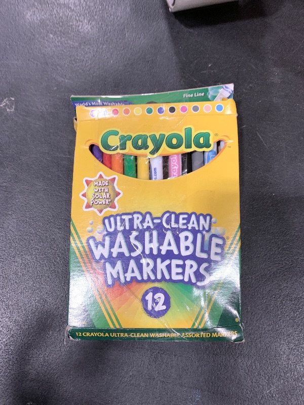 Photo 1 of Crayola Ultra-Clean Washable Markers CYO587813 12/pk