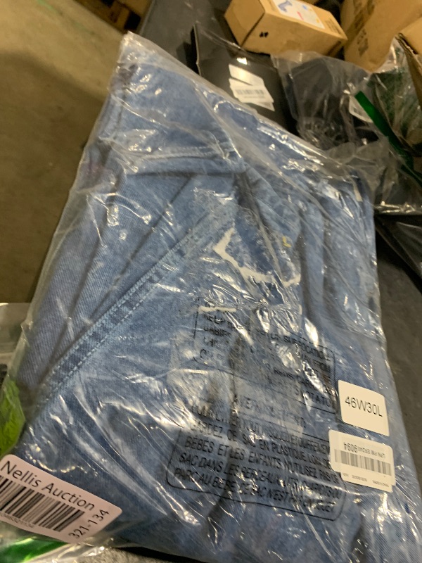 Photo 1 of HISEA Men's Denim Bib Overalls, Men's Overalls Workwear with Adjustable Straps and Convenient Tool Pockets