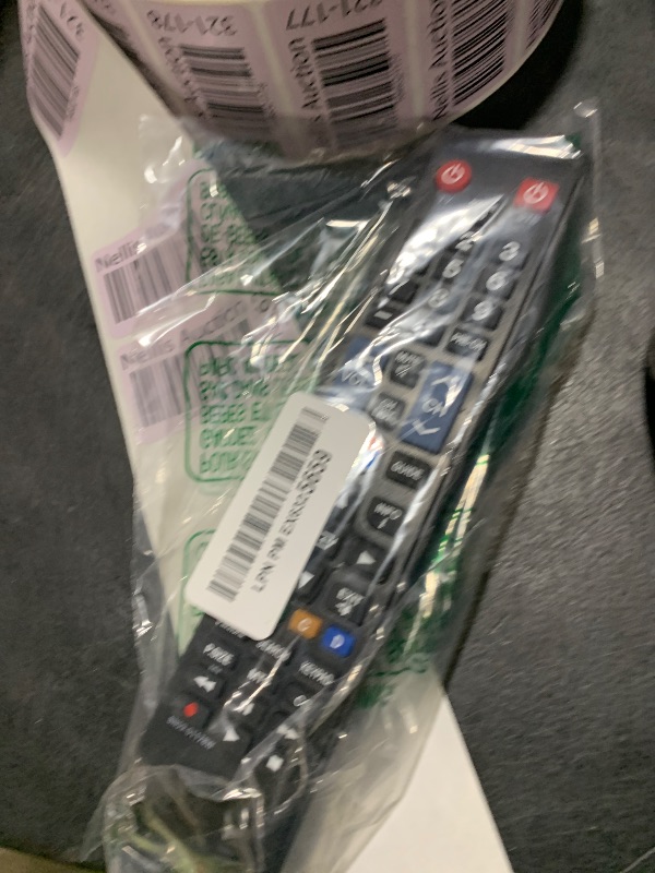 Photo 1 of AA59-00637A Replacement Remote Applicable for Samsung TV AA59-00638A PN51E8000 PN51E8000GF PN51E8000GFXZA PN60E8000 PN60E8000GF PN60E8000GFXZA PN64E8000GF PN64E8000GFXZA UN46ES7500 UN46ES7500F