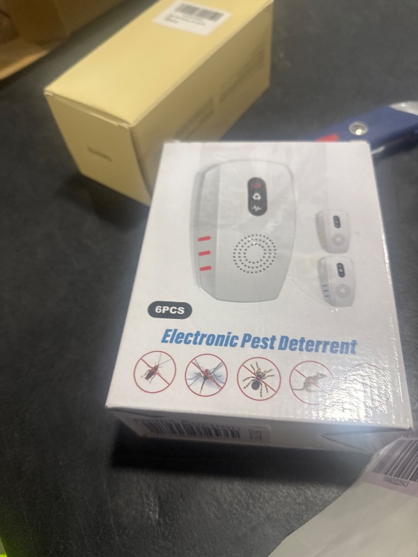 Photo 1 of 2025 Upgraded Ultrasonic Pest Repellent Indoor Insect Repeller, Pest Control, Repellent Roach, Mouse, Bugs, Mosquito, Mice, Spider, Ant, Rodent Repellent Ultrasonic Plug in, 3 Mode Switching, 6 Packs