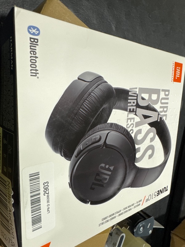 Photo 1 of JBL Tune 510BT - Bluetooth headphones with up to 40 hours battery, microphone for call, foldable and comfortable, Android and iOs compatible (Black)