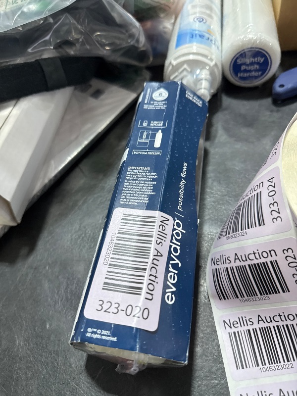 Photo 1 of everydrop by Whirlpool Ice and Water Refrigerator Filter 2, EDR2RXD1, Single-Pack