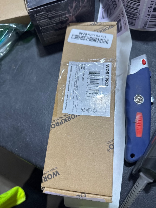 Photo 1 of WORKPRO Mini Bolt Cutter 8-inch, Spring Loaded Small Heavy Duty Wire Cable Cutter, Snips Clippers with Soft Anti-Slip Handle