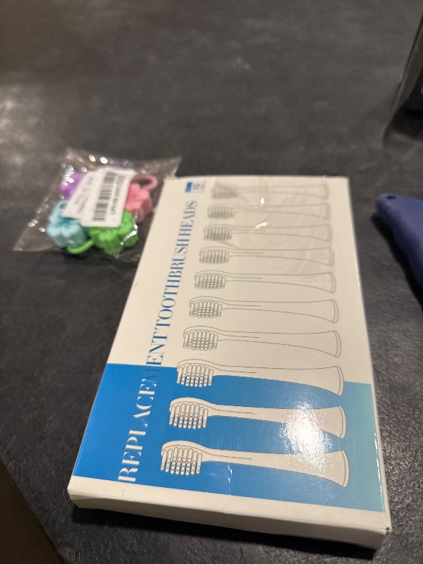 Photo 1 of Harobey Replacement Toothbrush Heads 10 Pack Compatible with AquaSonic Black Series, Vibe Series Electric Toothbrush, White
