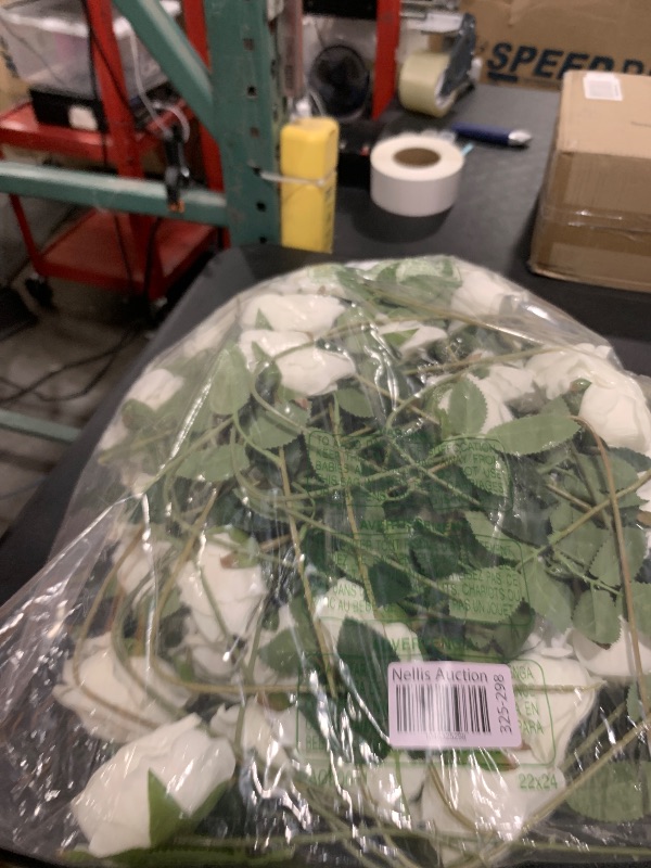 Photo 1 of Hananona 50 Pcs Artificial Roses in Bulk, Fake Velvet Silk White Roses Realistic White Roses for Wedding Centerpieces Flower Arrangement Home Decor (50, White)
