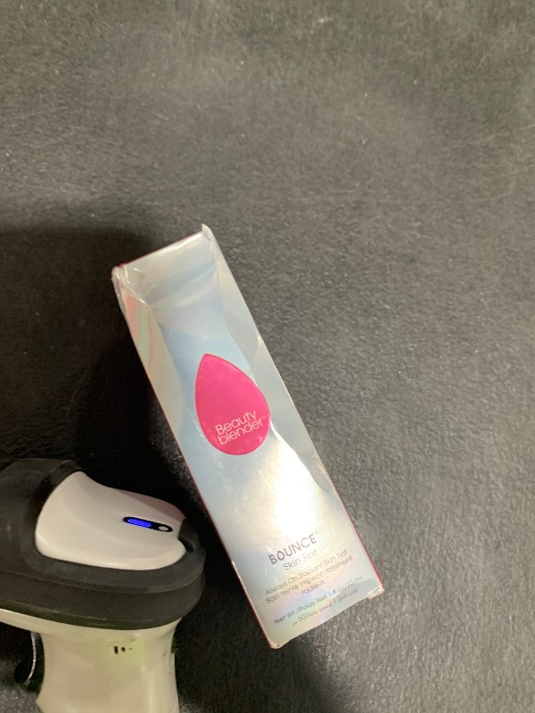 Photo 1 of Beautyblender 12-Hour Always on Radiant Skin Tint, Breathable Serum Foundation Stays Put for All Day Long Wear, Infused with Hyaluronic Acid & Niacinamide, Light 5