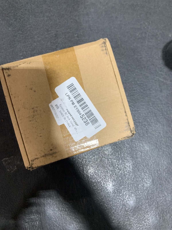 Photo 1 of RC Jack Stand, 4Pcs RC Car Scale Jack Stands 6 Ton 3 Ton Simulation Jack Stand for D90 Wraith SCX10 1/10 RC Crawler Car