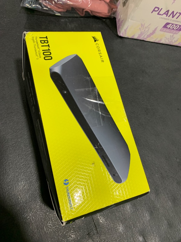 Photo 1 of Corsair TBT100 Thunderbolt™ 3 Dock – 85W charging, Dual 4k 60Hz Support, 2x HDMI, 40Gb/s ,USB-C Gen 2 (15W) x2, USB-A 3.1 (7.5W) x2, Gigabit Ethernet – For Mac and PC laptops