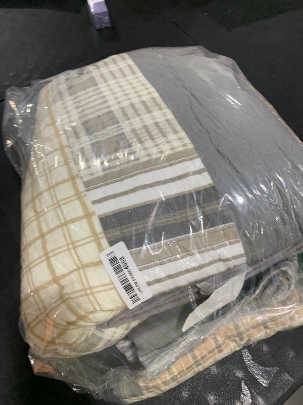 Photo 1 of Finlonte King Quilt Bedding Set - 100% Cotton King Size Comforter, Plaid Quilted Bedspread Farmhouse Country Bed Spread, Lightweight Reversible King Quilt Sets All-Season, Gray/Brown/Black/White, 3Pcs