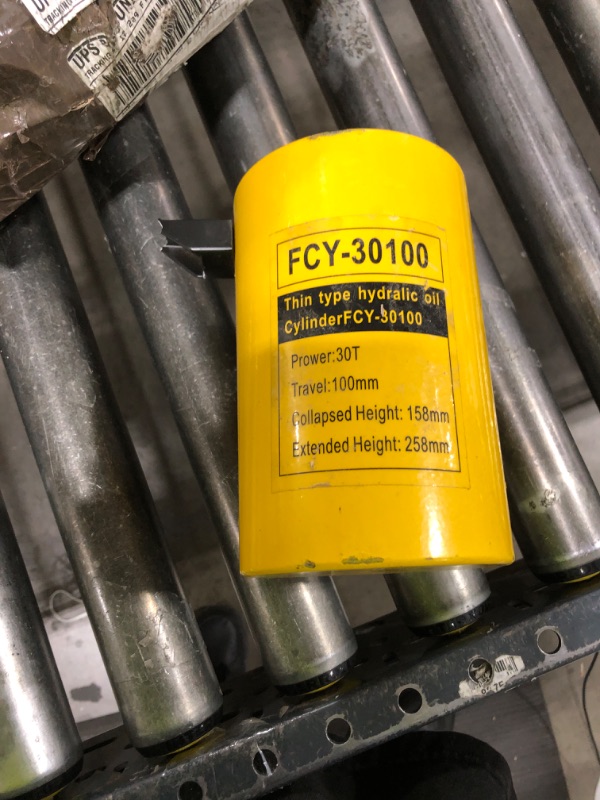 Photo 1 of  100T Short Type 2" Stroke Hydraulic Lifting Cylinder Porta Power Ram Jack Single Acting Lifting Cylinder Retract Automatically 