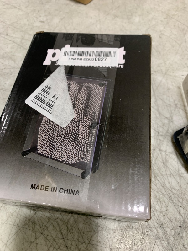 Photo 1 of Super Z Outlet Classic 3-Dimensional Pin Art Board Metal Silver Toy for Sculptures, Children & Adults Learning Gift