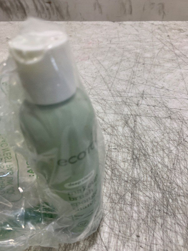 Photo 1 of EcoTools Cleanser Shampoo for Makeup Brush/Sponge/Puffs, Remove Makeup & Impurities, Fragrance-Free, No Harsh Chemicals, Vegan & Cruelty-Free, 6 fl.oz./177 ml, 1 Count
