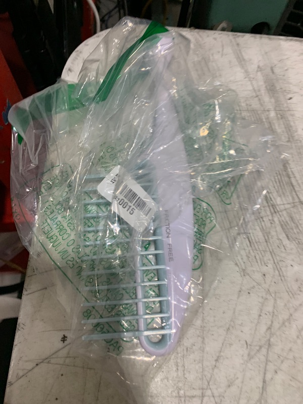 Photo 1 of Cricket Friction Free Rake Comb
