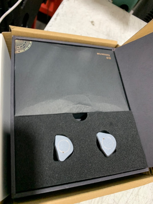 Photo 1 of Linsoul SIMGOT SuperMix 4 1DD+1BA+1Planar+1PZT Hybrid Drivers Earphones, HiFi in Ear Monitor IEM, Wired Gaming Earbuds with OFC Silver-Plated Cable for Musician Audiophile