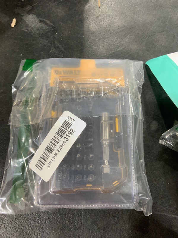 Photo 1 of DEWALT DWAX200 Security Screwdriving Set, 31-Piece