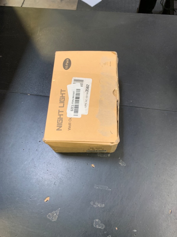 Photo 1 of 10 Pack SOZULAMP Light Switch with LED Night Light 15Amp 120/277Volt Rocker Single Pole Wall Switch, Automatic On/Off Sensor