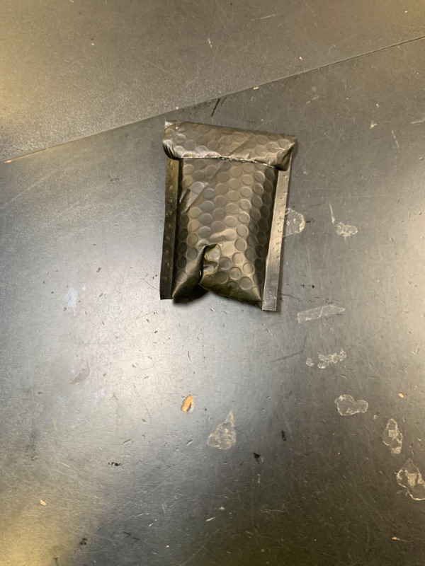 Photo 1 of Guyker 3Pcs Guitar Control Knobs with 6mm (0.24") Dia. Shaft Pots with Adjust Wrench - Copper Dome Tuning Potentiometer Knob with Hole Replacement for Electric Guitar or Precision Bass (Golden)