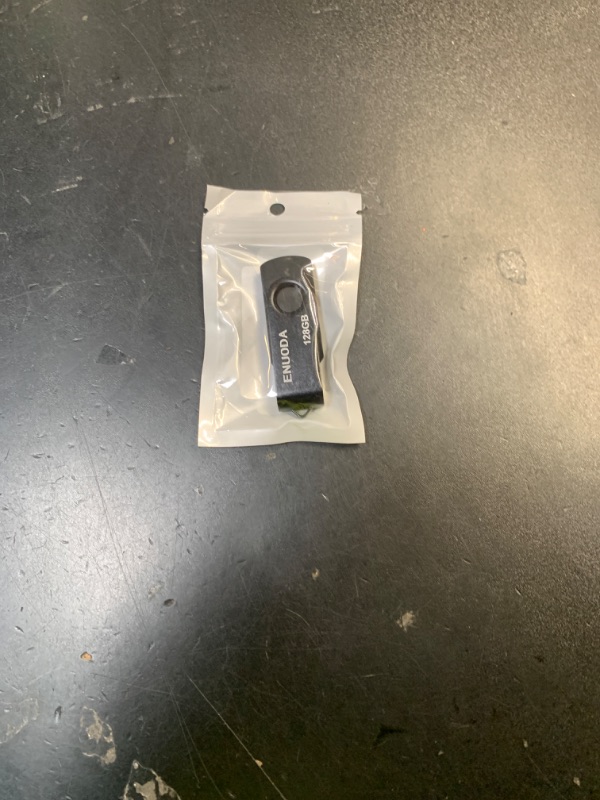 Photo 1 of 128gb usb stick