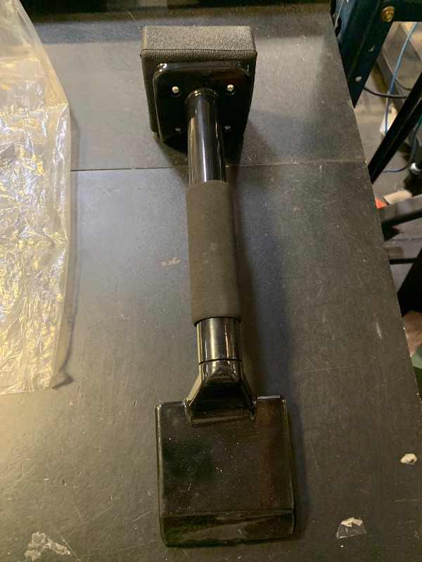 Photo 1 of  Economy Carpet Knee Kicker, 16-5/8" Non-Adjustable Carpet Stretcher Knee Kicker, Wide Steel Head 4-1/8" x 4-1/16"