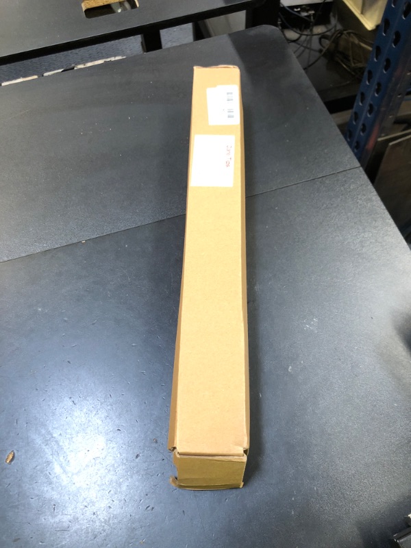 Photo 1 of 100PCS Natural Dried Pampas Grass Decor - 17.5" Fluffy Pampas Grass Bouquet - Boho Home Decor Dried Flowers for Wedding Floral Room Home Party Table Decorations