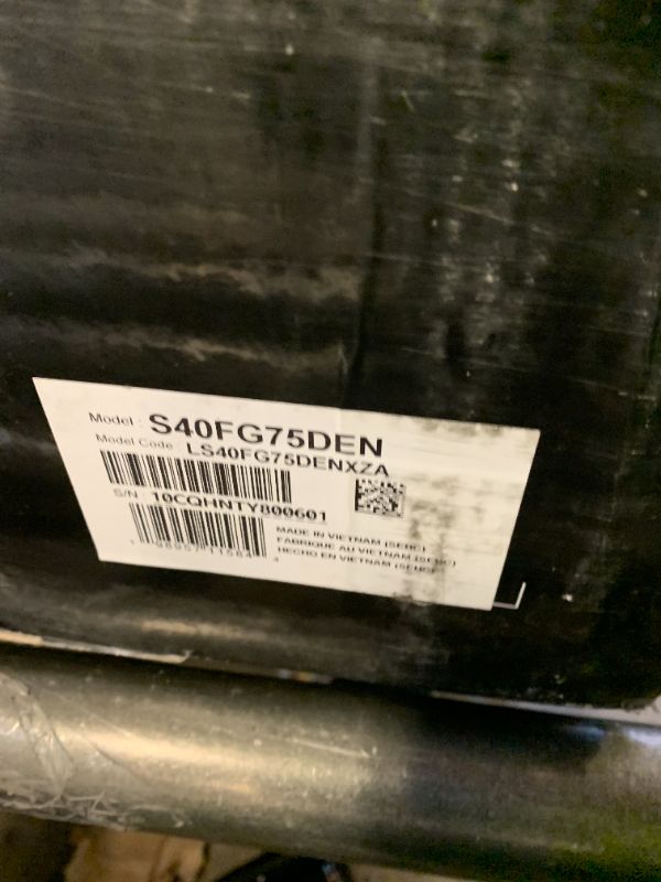 Photo 1 of SAMSUNG 40” Odyssey G7 (G75F) WUHD Resolution, 180Hz, Curved Gaming Monitor, 1ms Response Time (GtG), VESA DisplayHDR™ 600, AMD FreeSync™ Premium Pro, LS40FG75DENXZA, 2025