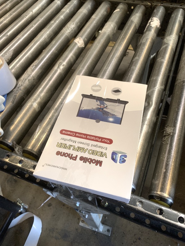 Photo 1 of 14 Inch Smartphone Screen Magnifier 3D HD Foldable Amplifier Phone Stand with Adjustable Angle Gift for Mom Dad Family Portable Universal Enlarger Movies Gaming Video