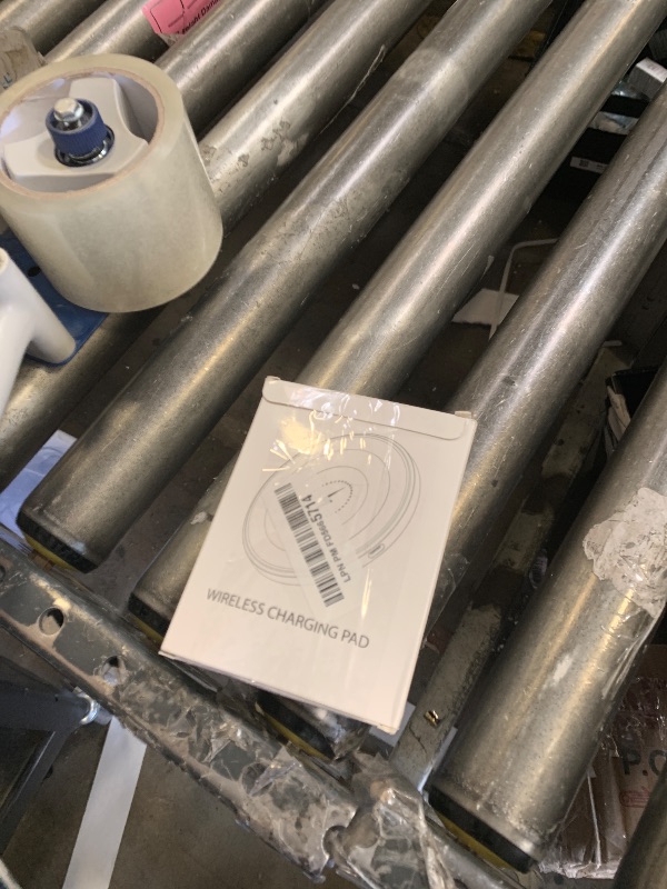 Photo 1 of 15W Wireless Charger Fast Charging Pad for Motorola Moto G Stylus 5G 2025/G Power 2024, Android Wireless Charging Station for Samsung Galaxy S25 Ultra S25+ S24 FE S23 S22 Z Flip6, Pixel 9pro 9 8a 8pro